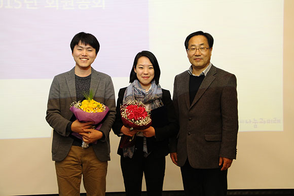 738.jpg> <!--