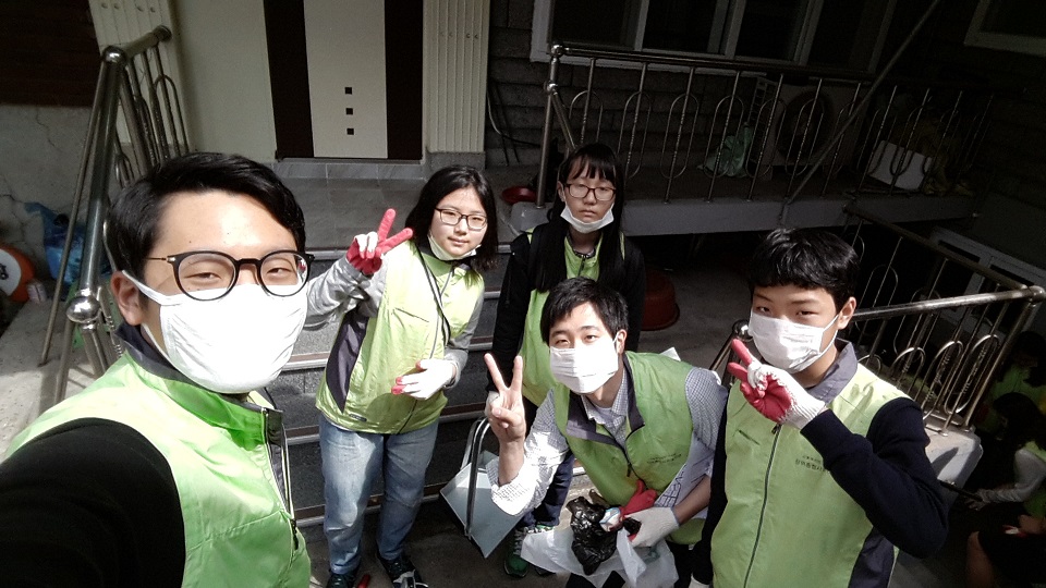 802.jpg> <!--