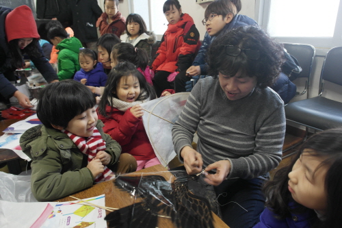900.jpg> <!--