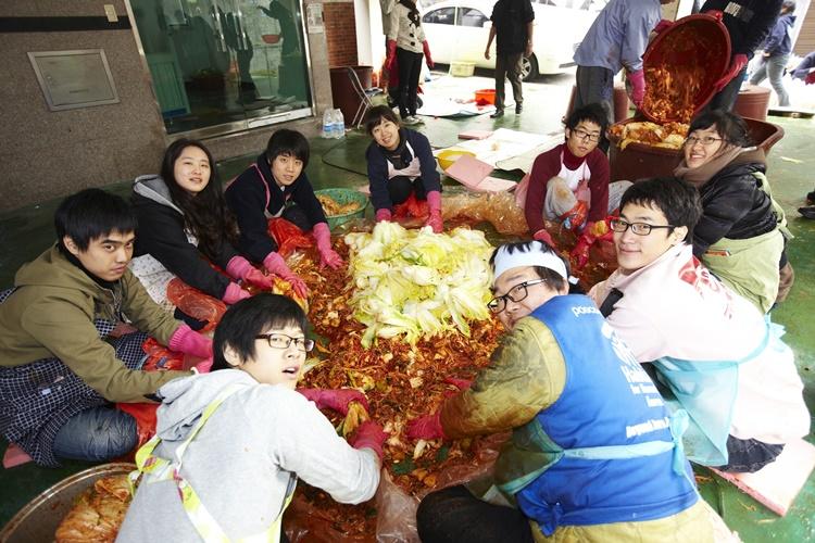 091128나눔과미래김장0046.jpg